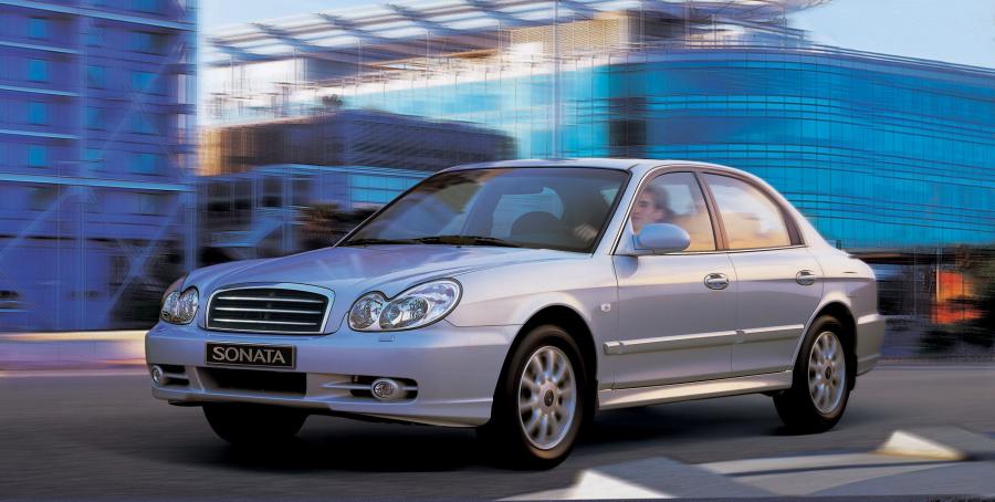  Hyundai Sonata 2004 года  (фото 34 из 58)